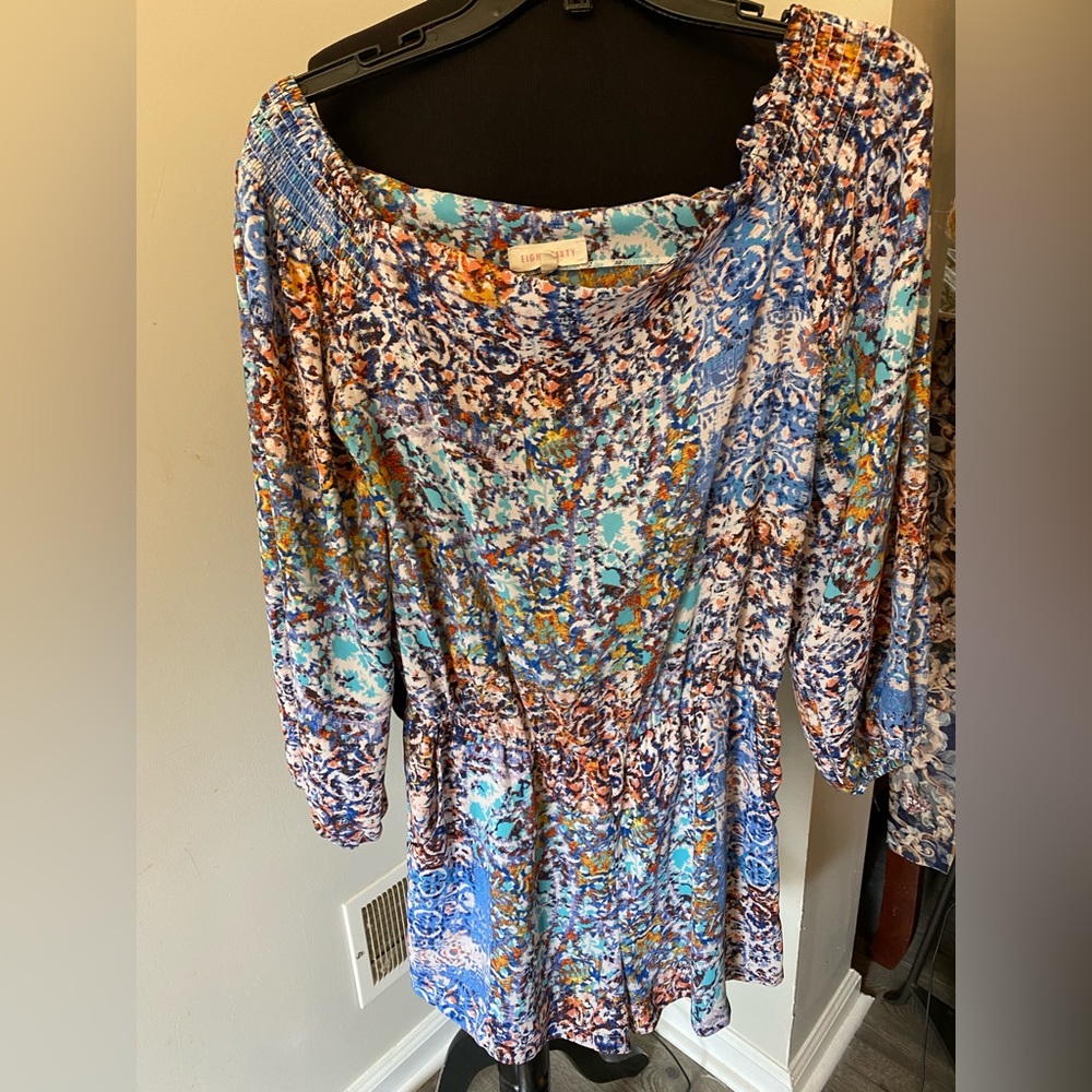 Eight Sixty off the shoulder women’s romper, medium